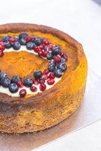 Load image into Gallery viewer, Baked Pumpkin Cheesecake (Vegan)