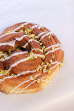 Load image into Gallery viewer, Pistachio Cookie Danish (vegan)