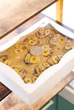 Load image into Gallery viewer, Box of 12 Vegan Banoffee Buns