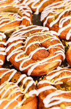 Load image into Gallery viewer, Vegan Pistachio Cookie Danish
