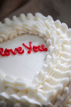 Load image into Gallery viewer, 9&#39;&#39; Fully Iced Red Velvet Cake (Vegan)
